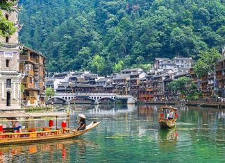 Du lịch Trung Quốc 2023: check in tại 6 cổ trấn nổi tiếng bậc nhất&nbsp;